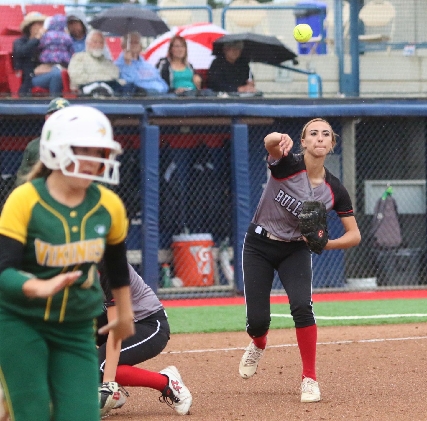 Late rally falls short, Bullpups end season as runner-up in Division II